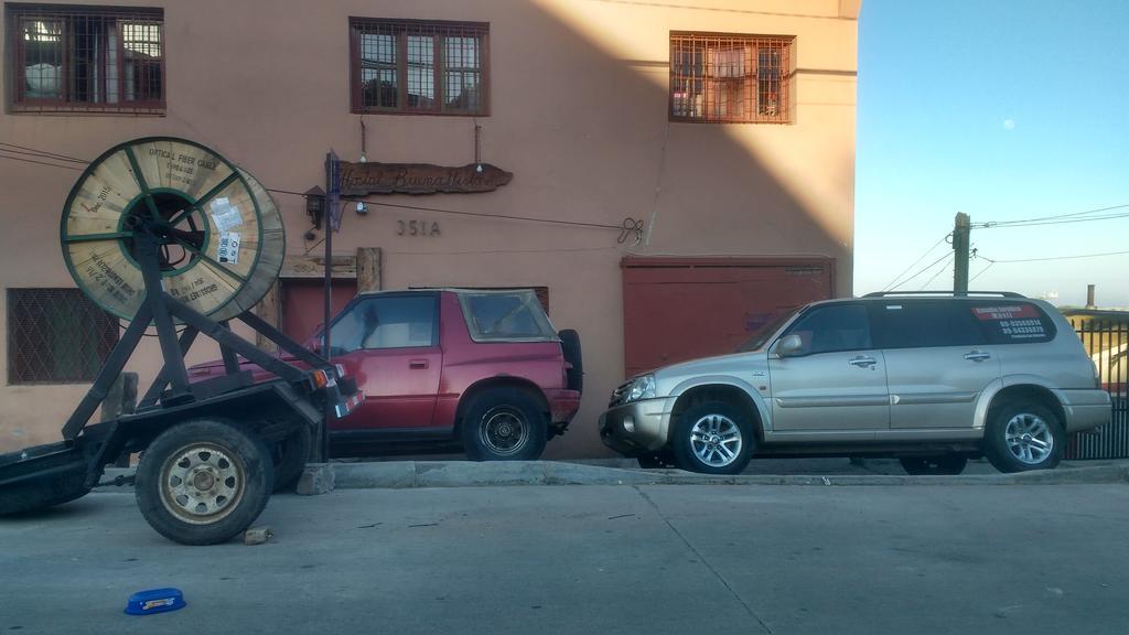 Hostal Buena Vista San Antonio  Bagian luar foto